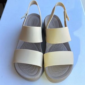 Crocs Brooklyn Low Wedge in Size 6 Bone Color